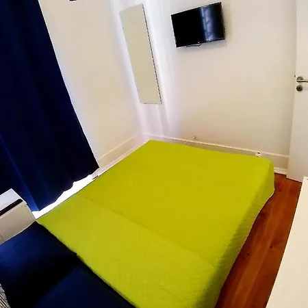 Hostel Theorynomad Al Corte Ingles *